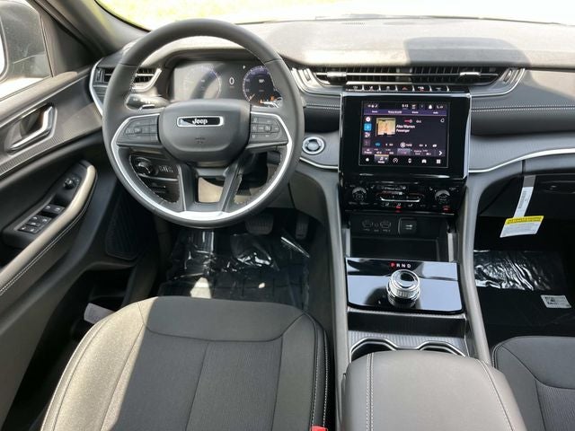 2026 Jeep Grand Cherokee Laredo X