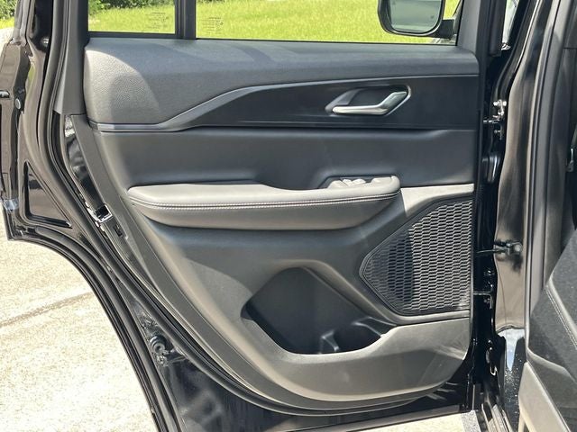 2026 Jeep Grand Cherokee Laredo X