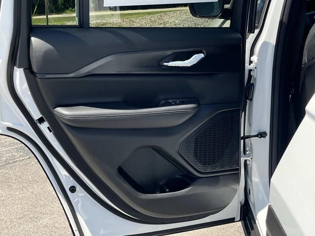 2026 Jeep Grand Cherokee Laredo X