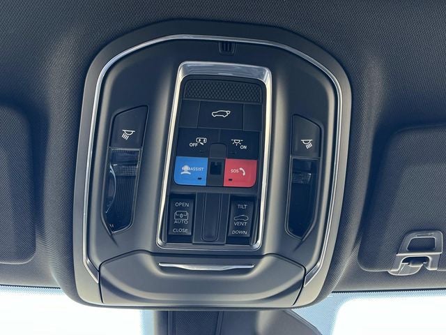 2026 Jeep Grand Cherokee Laredo X