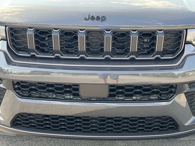 2026 Jeep Grand Cherokee Altitude