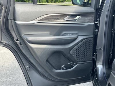 2026 Jeep Grand Cherokee Altitude