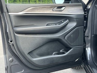 2026 Jeep Grand Cherokee Altitude