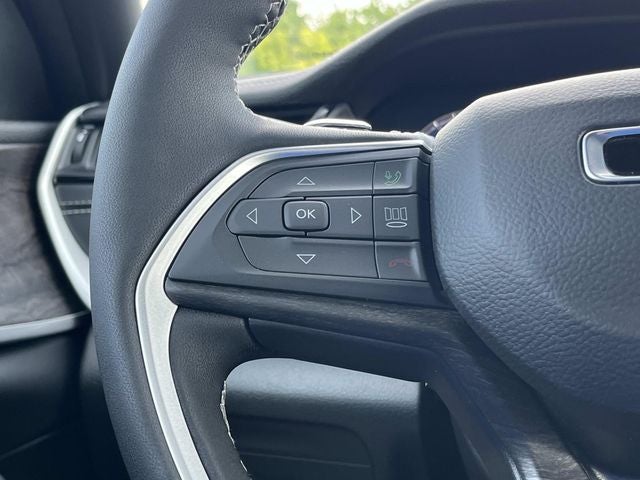 2026 Jeep Grand Cherokee Altitude