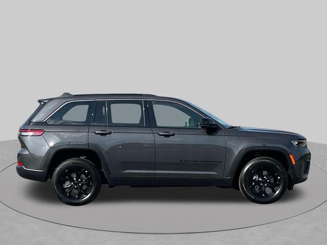 2026 Jeep Grand Cherokee Altitude