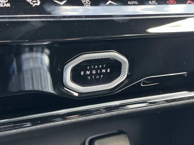 2026 Jeep Grand Cherokee Altitude