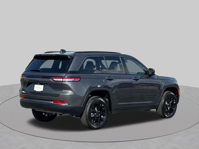 2026 Jeep Grand Cherokee Altitude