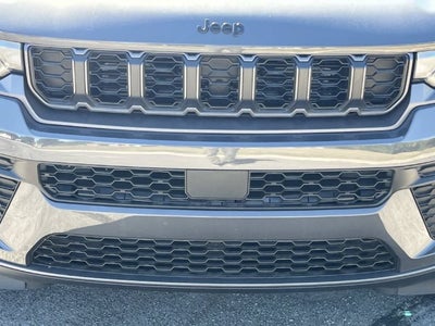 2026 Jeep Grand Cherokee Altitude