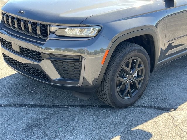 2026 Jeep Grand Cherokee Altitude
