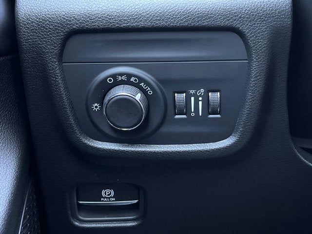 2026 Jeep Grand Cherokee Altitude