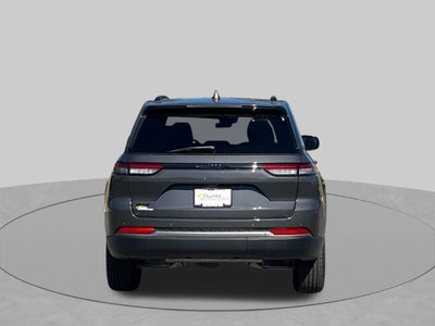 2026 Jeep Grand Cherokee Altitude