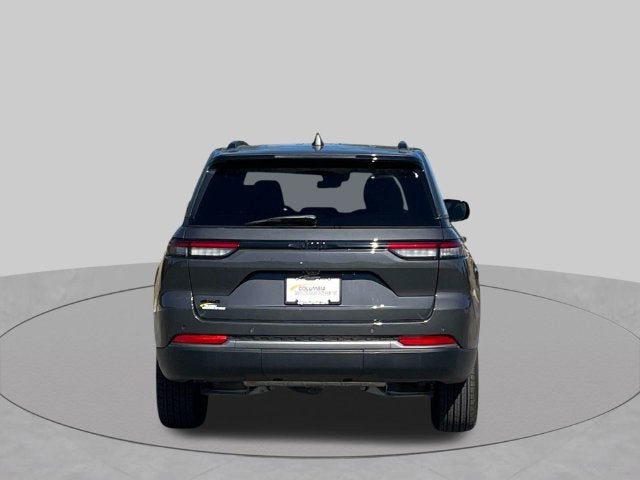 2026 Jeep Grand Cherokee Altitude