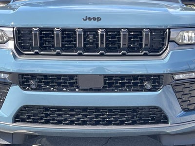 2027 Jeep Grand Cherokee Limited Reserve