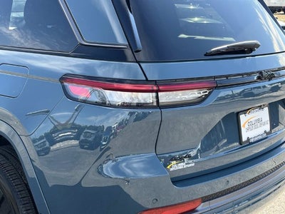 2027 Jeep Grand Cherokee Limited Reserve