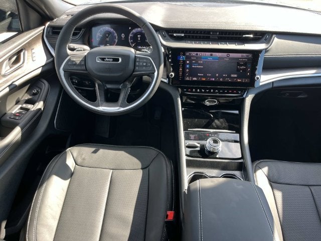 2027 Jeep Grand Cherokee Limited Reserve