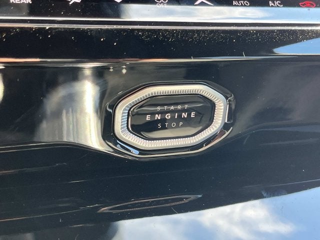 2027 Jeep Grand Cherokee Limited Reserve