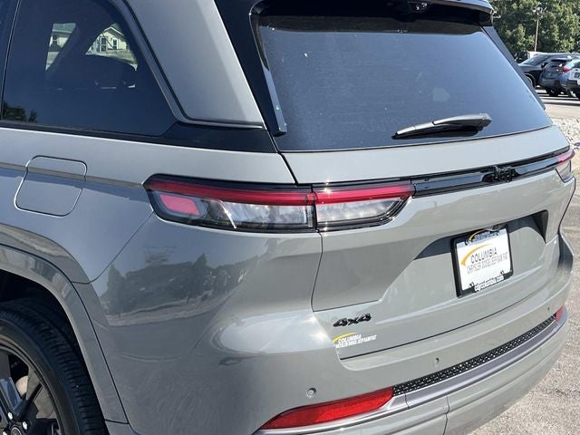2027 Jeep Grand Cherokee Limited Reserve