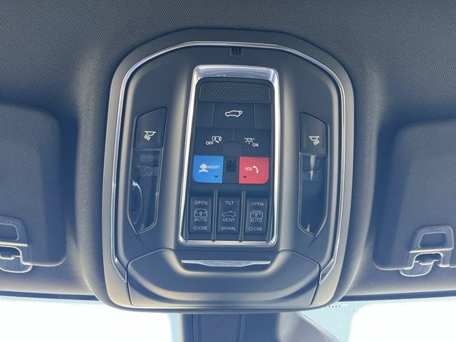 2027 Jeep Grand Cherokee Limited Reserve