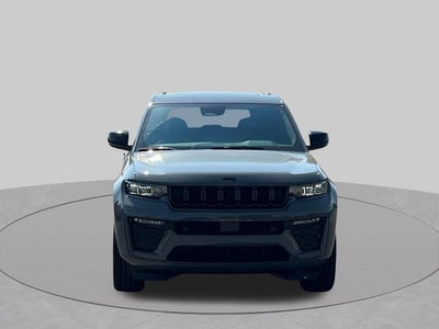 2027 Jeep Grand Cherokee Limited Reserve