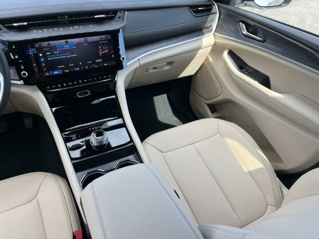 2027 Jeep Grand Cherokee Limited