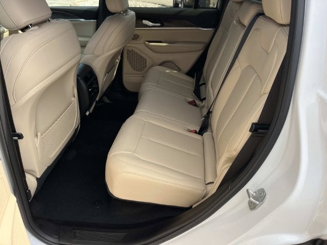 2027 Jeep Grand Cherokee Limited