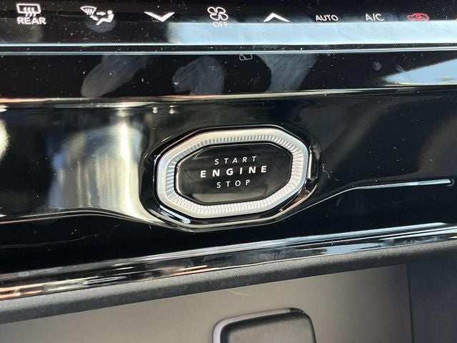 2027 Jeep Grand Cherokee Limited Reserve