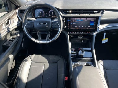 2027 Jeep Grand Cherokee Limited Reserve