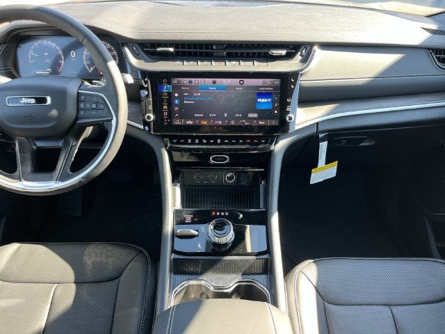 2027 Jeep Grand Cherokee Limited Reserve