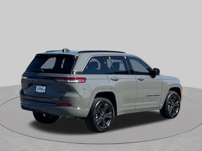 2027 Jeep Grand Cherokee Limited Reserve