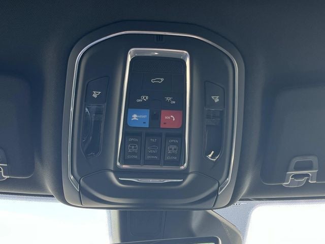 2026 Jeep Grand Cherokee Limited Reserve