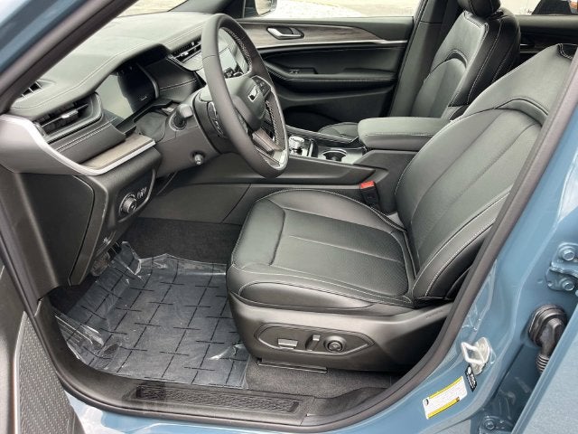 2027 Jeep Grand Cherokee Limited Reserve
