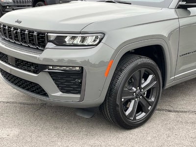 2027 Jeep Grand Cherokee Limited Reserve