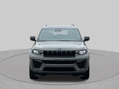 2027 Jeep Grand Cherokee Limited Reserve