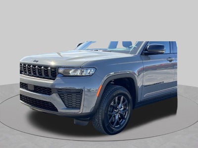 2027 Jeep Grand Cherokee L Laredo Altitude