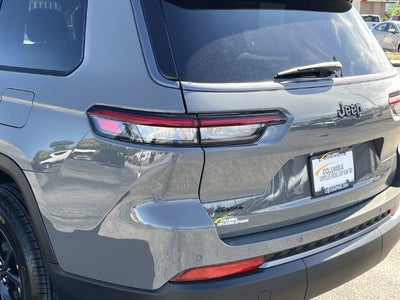 2027 Jeep Grand Cherokee L Laredo Altitude