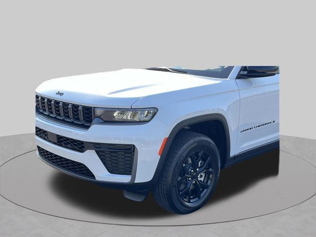 2026 Jeep Grand Cherokee L Laredo Altitude