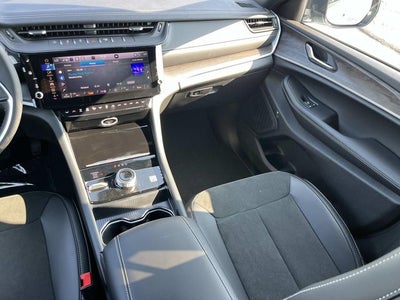 2026 Jeep Grand Cherokee L Laredo Altitude