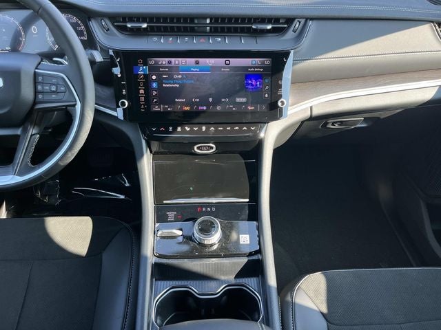 2026 Jeep Grand Cherokee L Laredo Altitude