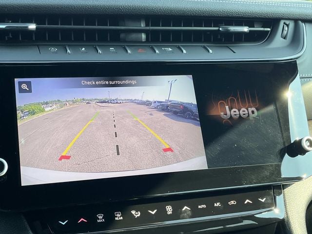 2026 Jeep Grand Cherokee L Laredo Altitude