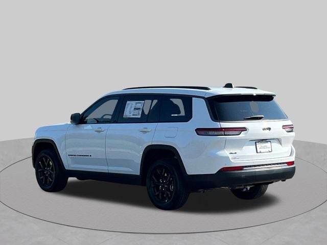 2026 Jeep Grand Cherokee L Laredo Altitude