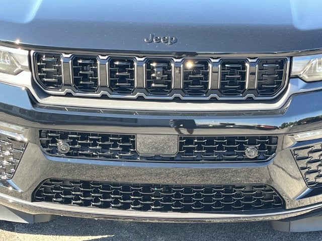 2027 Jeep Grand Cherokee L Limited Reserve