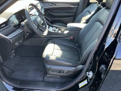 2027 Jeep Grand Cherokee L Limited Reserve