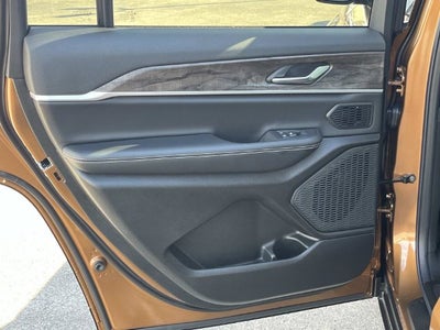 2027 Jeep Grand Cherokee L Limited