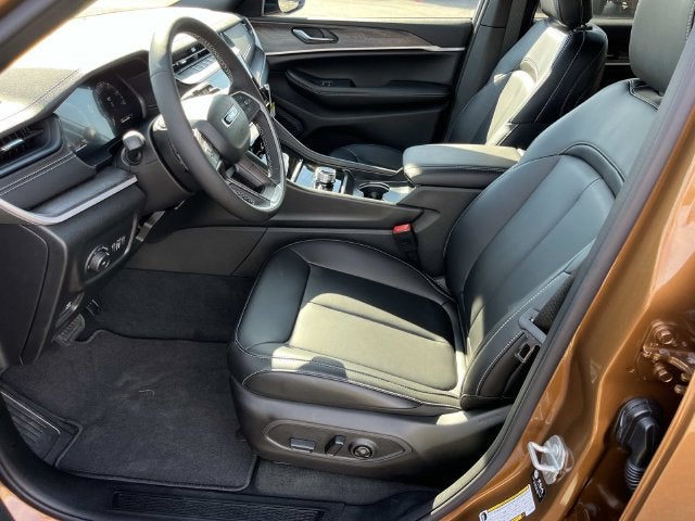2027 Jeep Grand Cherokee L Limited