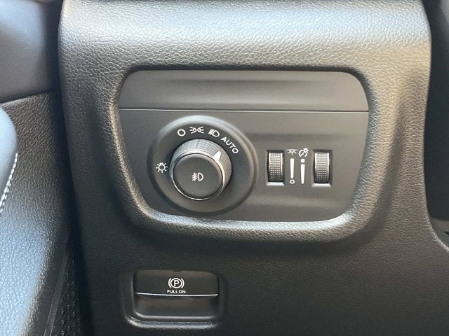 2027 Jeep Grand Cherokee L Limited