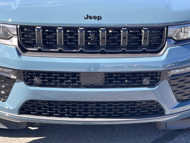 2027 Jeep Grand Cherokee L Limited Reserve