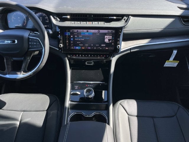 2027 Jeep Grand Cherokee L Limited Reserve