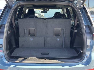2027 Jeep Grand Cherokee L Limited Reserve