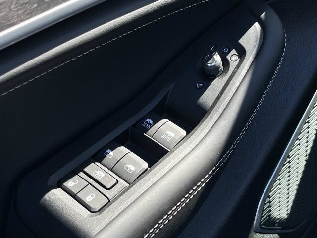 2027 Jeep Grand Cherokee L Limited Reserve