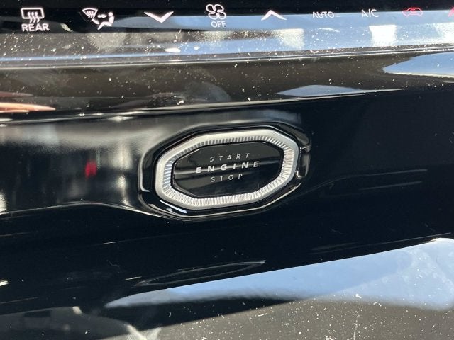 2027 Jeep Grand Cherokee L Limited Reserve